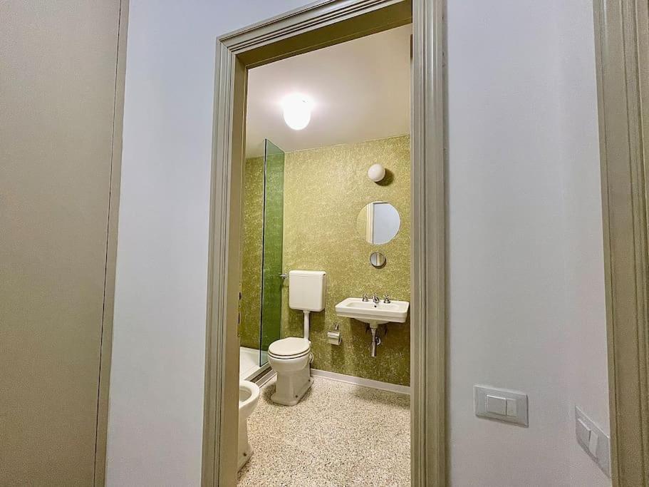 Modern Apartment Navigli Milano Exterior foto