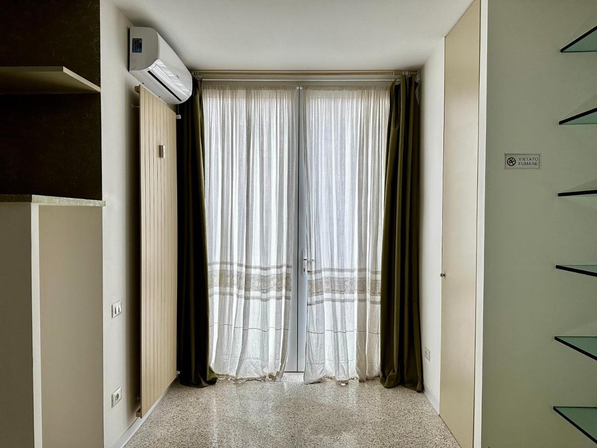 Modern Apartment Navigli Milano Exterior foto